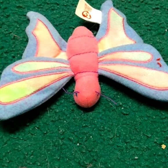 ty named flutter  - Picture 1 of 1